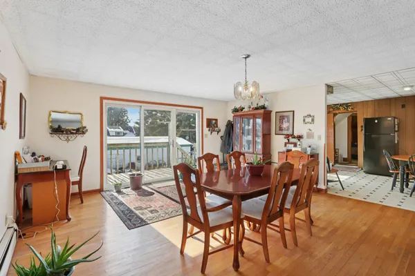 $389,900 | W11057 County Rd D, Pella, WI 54950