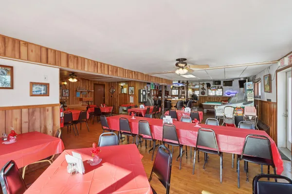 $389,900 | W11057 County Rd D, Pella, WI 54950