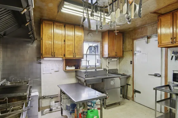 $389,900 | W11057 County Rd D, Pella, WI 54950