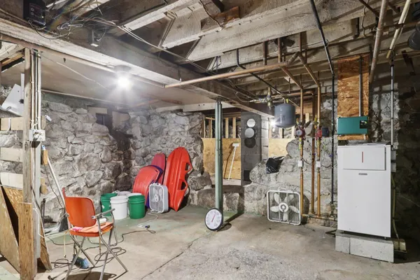 $389,900 | W11057 County Rd D, Pella, WI 54950