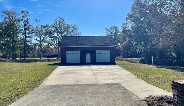 $439,000 | 5486 Kershaw Camden Highway, Heath Springs, SC 29058