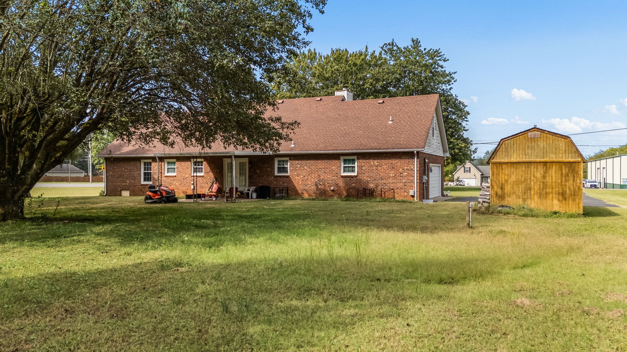 5665 Old Salem Road Rockvale, TN 37153 - Photo 20 of 41 a front view of a house with garden