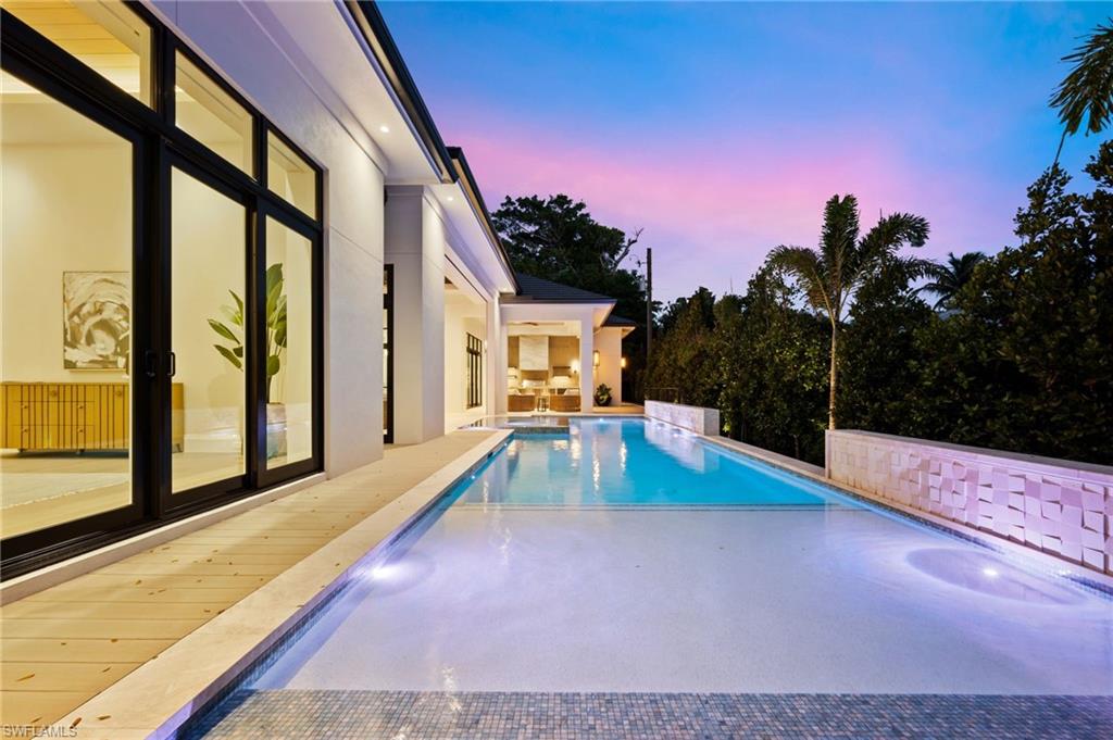 444 Orchid Drive Naples, FL 34102 - Photo 6 of 50