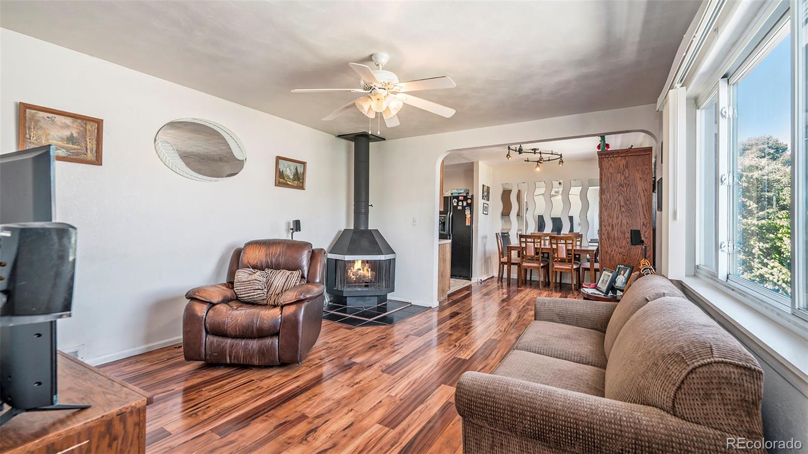 1280 Ruth Drive Thornton, CO 80229 - Photo 4 of 25 Gallery Image 4