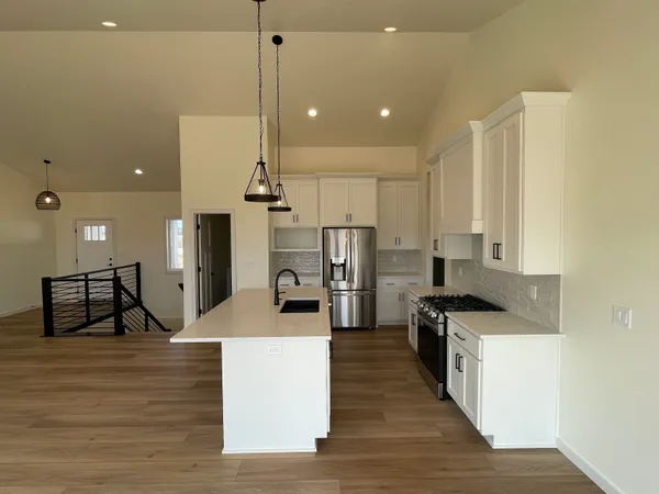 $569,900 | 3757 Evelyn Rose Lane, Suamico, WI 54313