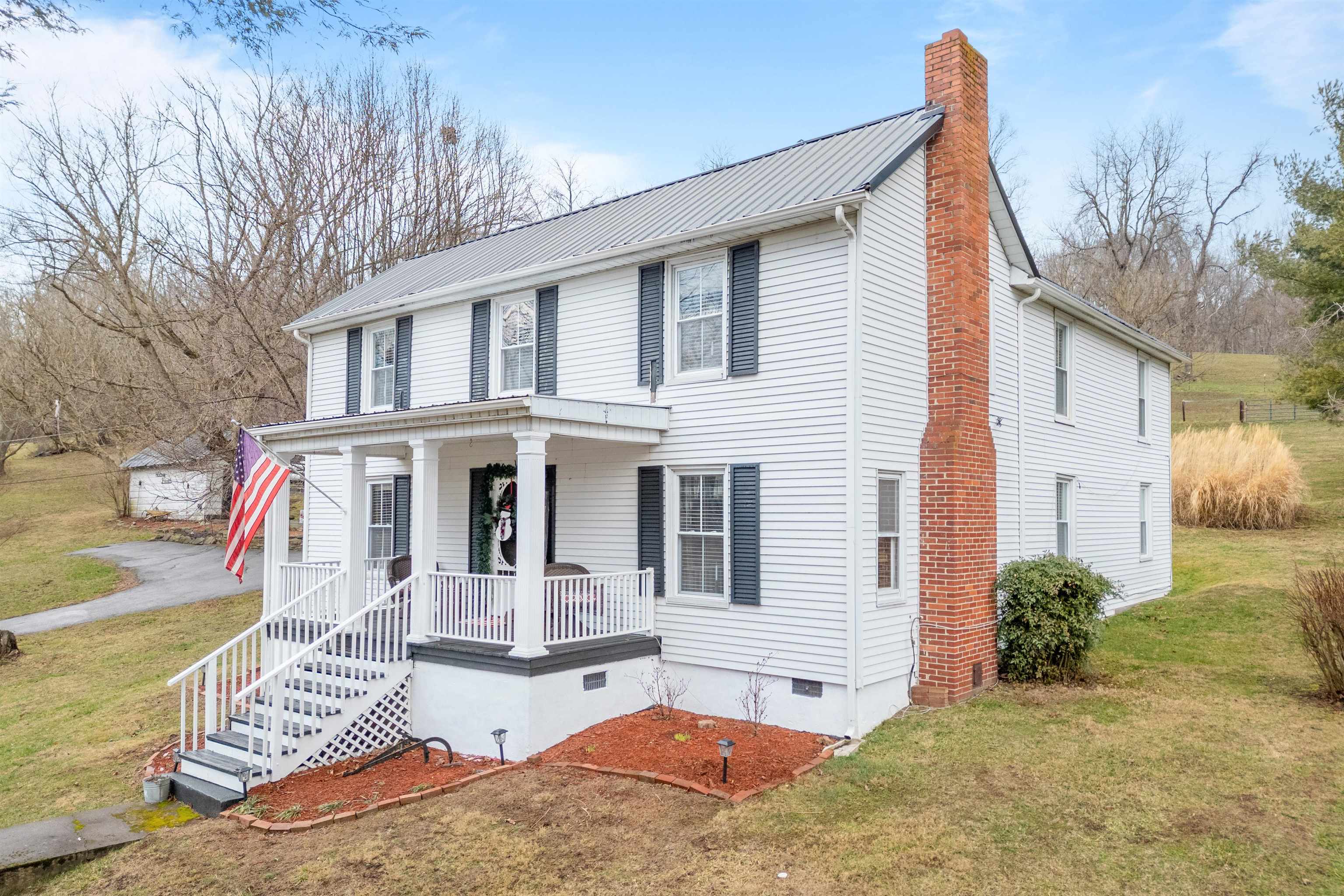202 Thunder Road Pembroke, VA 24136 - Photo 3 of 55 Gallery Image 3