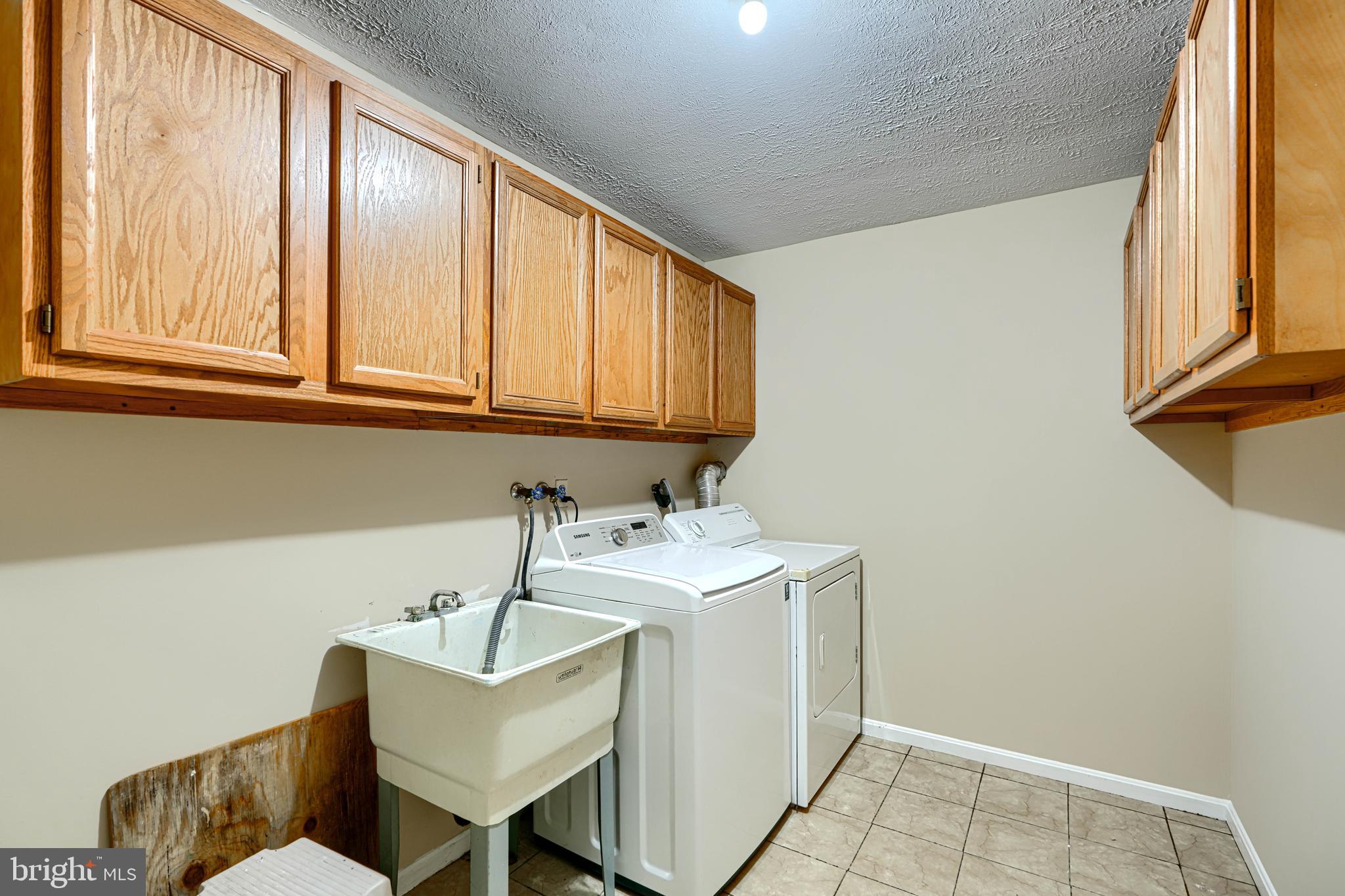521 Beards Hill Road Aberdeen, MD 21001 - Photo 20 of 71 Laundry/utility room