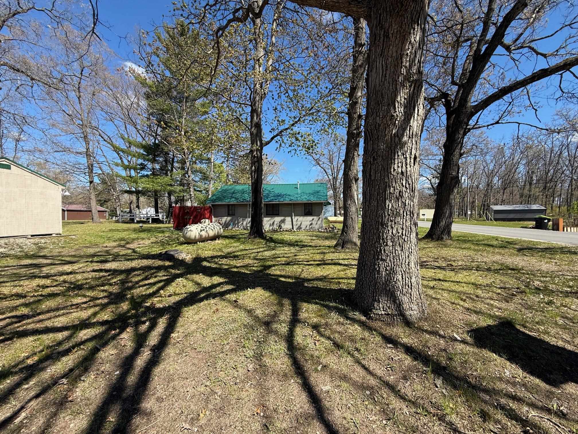 6321 Elk Lake Road Gladwin, MI 48624 - Photo 5 of 47
