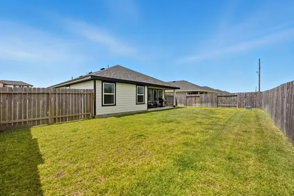 $2,500 | 1137 Buffalograss Trail, Sealy, TX 77474