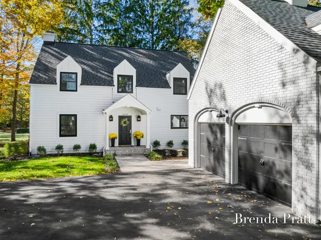 $999,000 | 2559 Alger Street Southeast, Grand Rapids, MI 49546