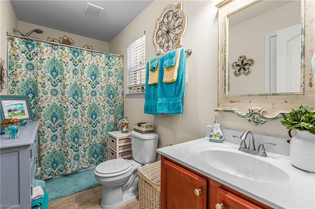 460 Ridgebrooke Drive High Point, NC 27265 - Photo 18 of 28