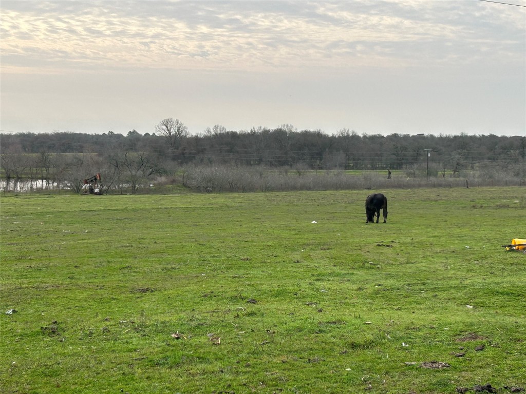 a view of outdoor space with mountain view