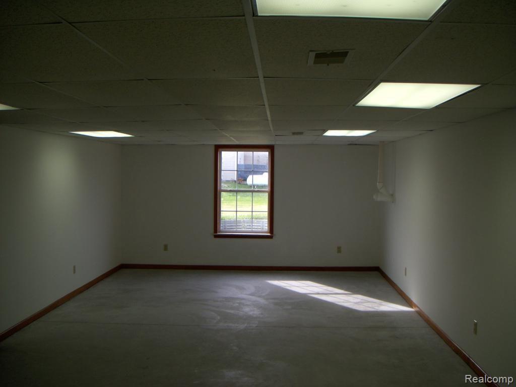 8098 Wildcat Road Croswell, MI 48422 - Photo 3 of 16 003_1024x768
