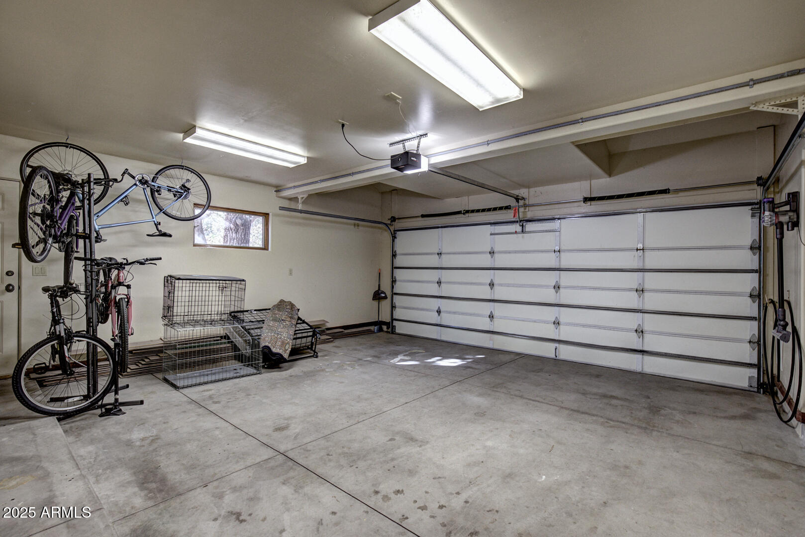 500 North Grapevine Drive Payson, AZ 85541 - Photo 40 of 55 a view of a room with gym equipment