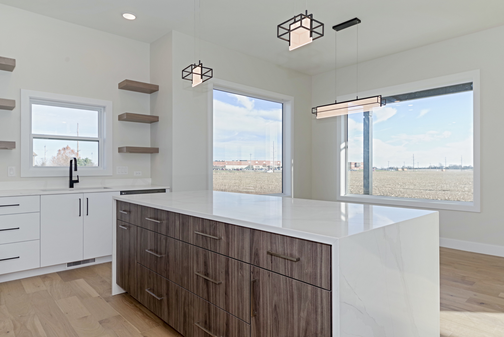 1252 Silver Oak Circle Normal, IL 61761 - Photo 15 of 46