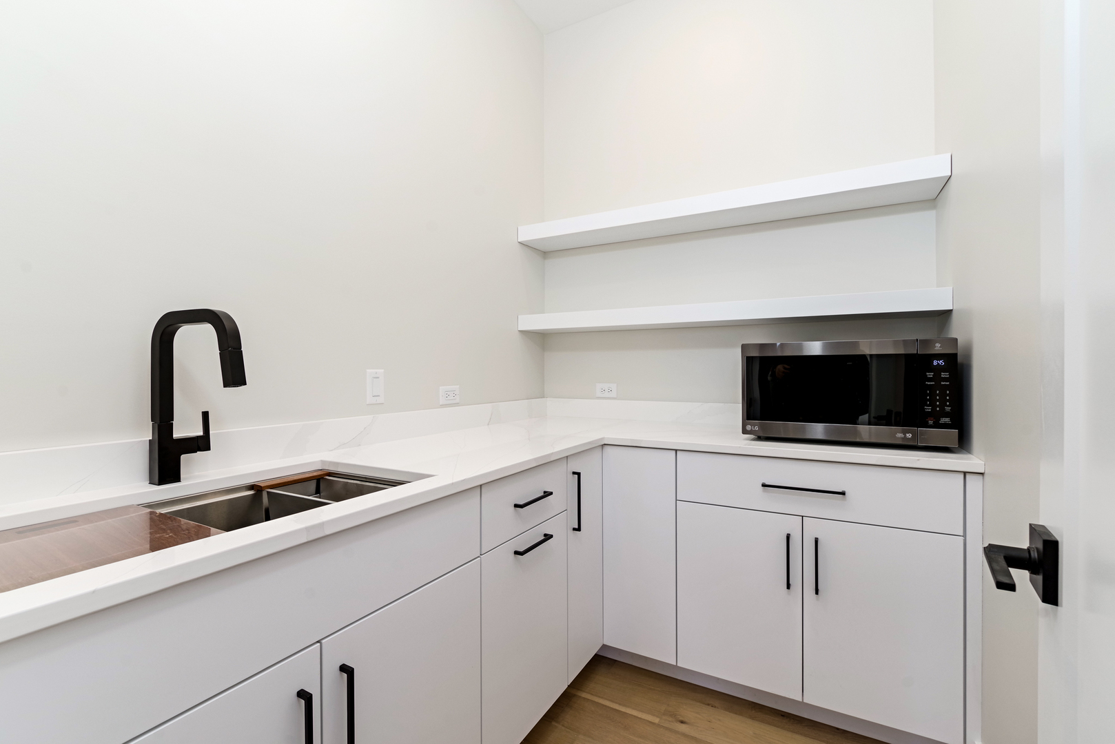 1252 Silver Oak Circle Normal, IL 61761 - Photo 17 of 46