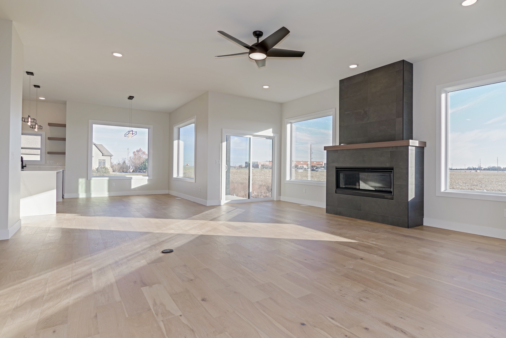 1252 Silver Oak Circle Normal, IL 61761 - Photo 9 of 46