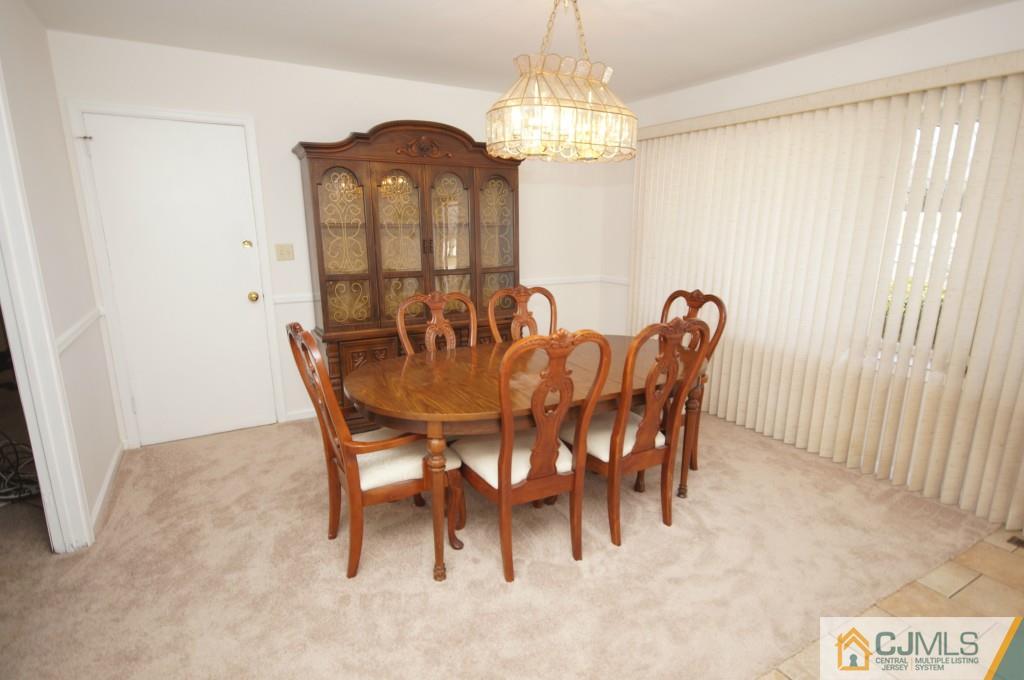 20 Rumson Road Kendall Park, NJ 08824 - Photo 4 of 12 Gallery Image 4