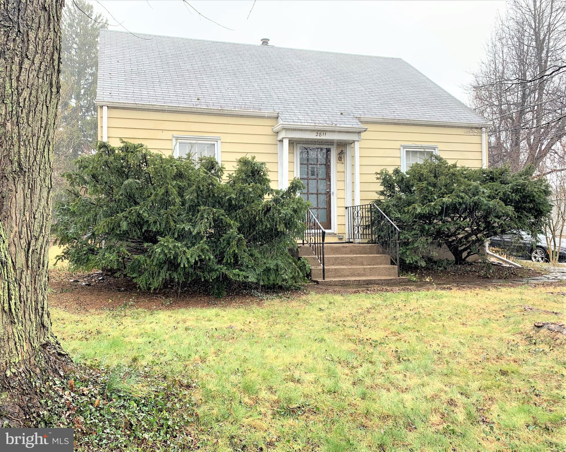 2811 New Falls Road Bristol, PA 19007 - Photo 1 of 20 Gallery Image 1