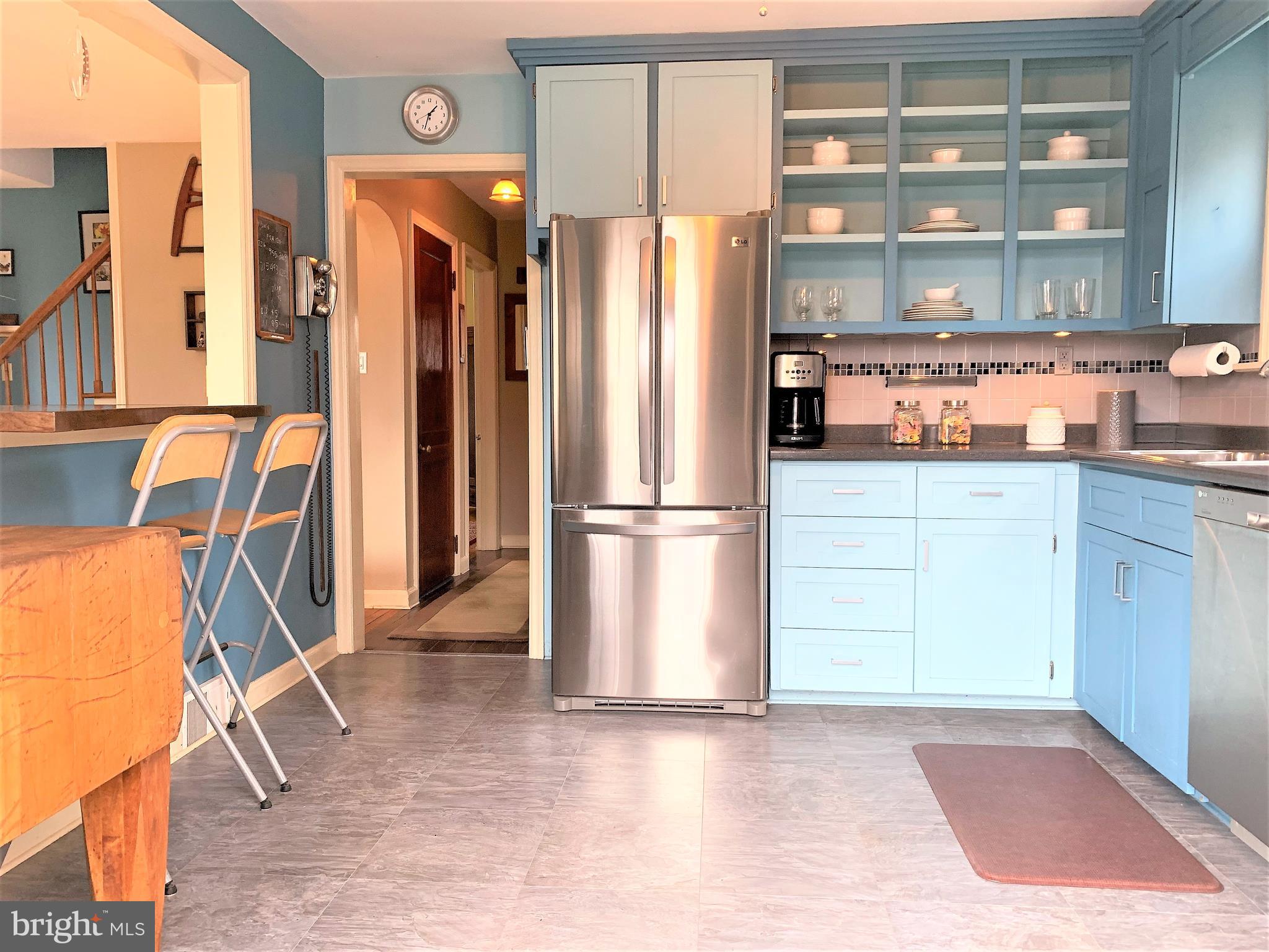 2811 New Falls Road Bristol, PA 19007 - Photo 9 of 20 Kitchen
