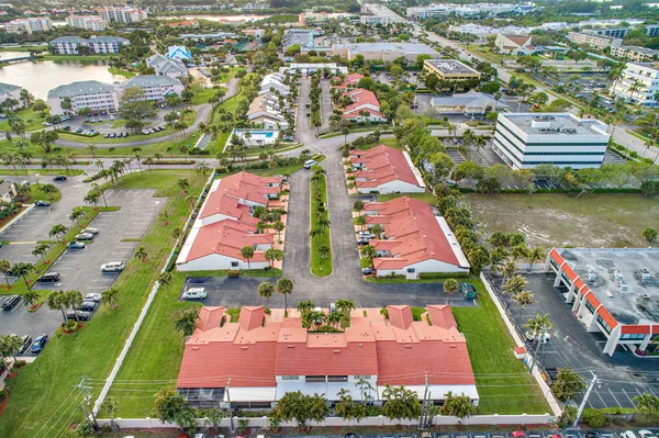 $3,800 | 131 Palm Avenue, Unit 36, Jupiter, FL 33477