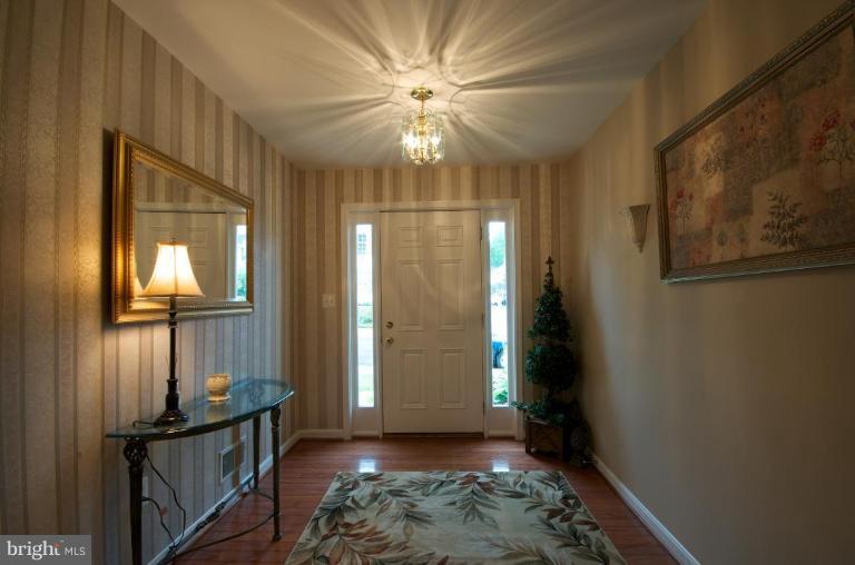 2666 Streamview Drive Odenton, MD 21113 - Photo 2 of 26 Entrance / Foyer