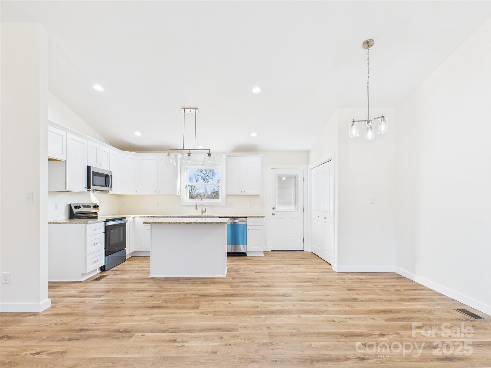 267 Pleasant Hill Road Hudson, NC 28638 - Photo 11 of 33