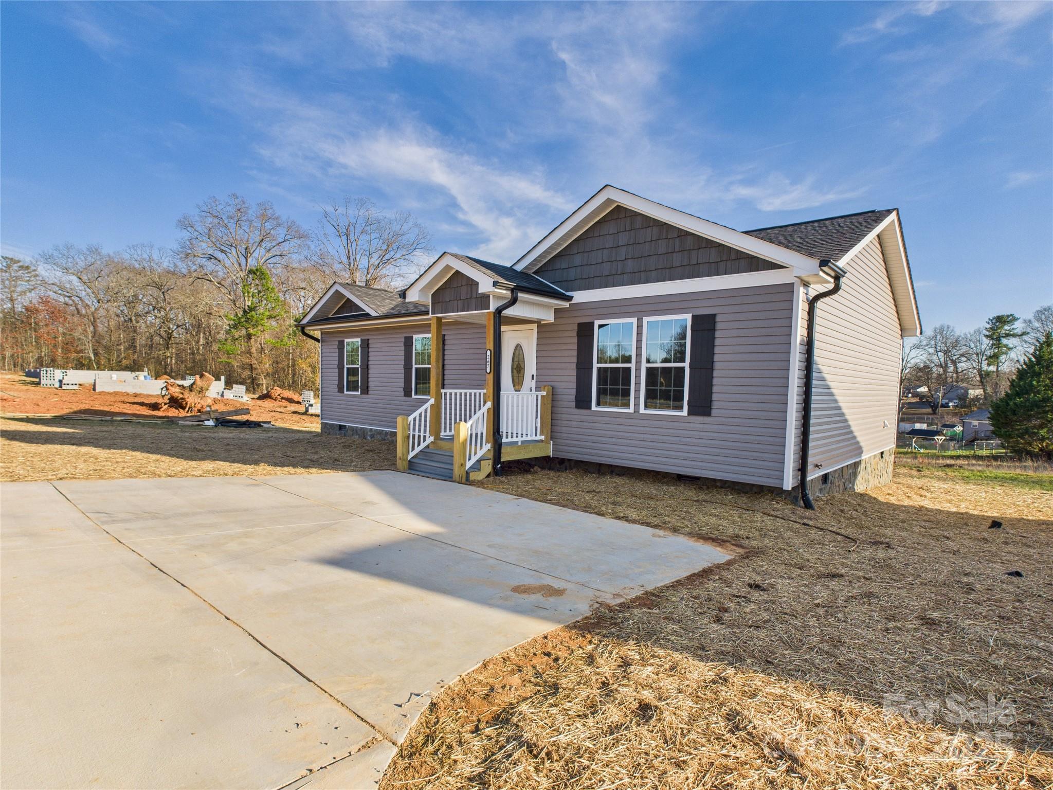 267 Pleasant Hill Road Hudson, NC 28638 - Photo 2 of 33
