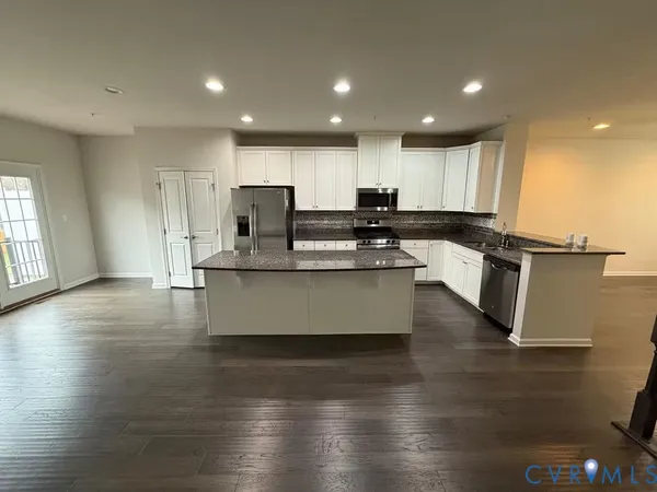 $2,800 | 11955 Shire Vw Way, Henrico, VA 23233