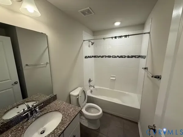 $2,800 | 11955 Shire Vw Way, Henrico, VA 23233