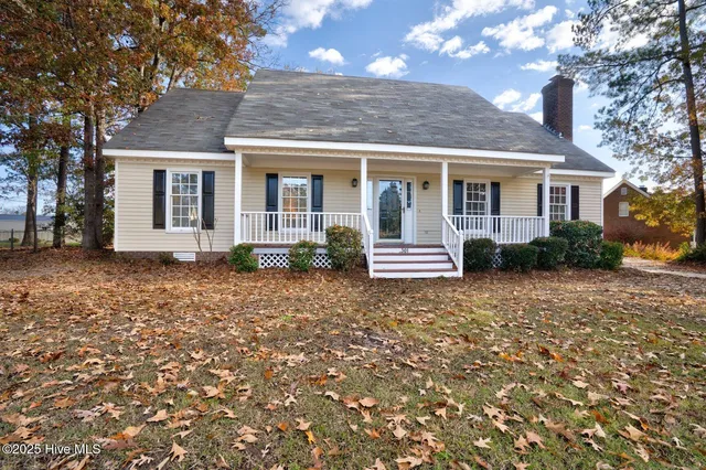 $329,500 | 301 Woodfield Drive, Nashville, NC 27856