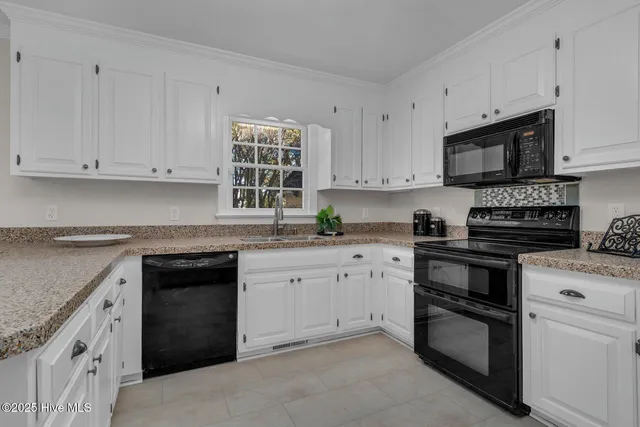 $329,500 | 301 Woodfield Drive, Nashville, NC 27856