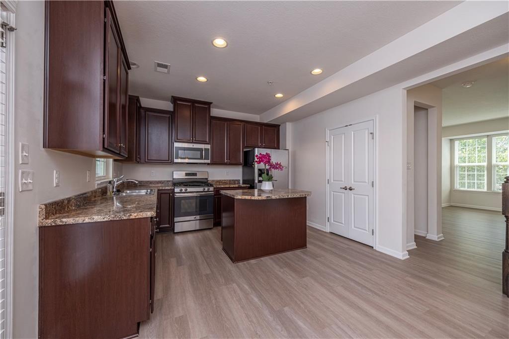 2801 Pointe View Drive Mars, PA 16046 - Photo 14 of 48