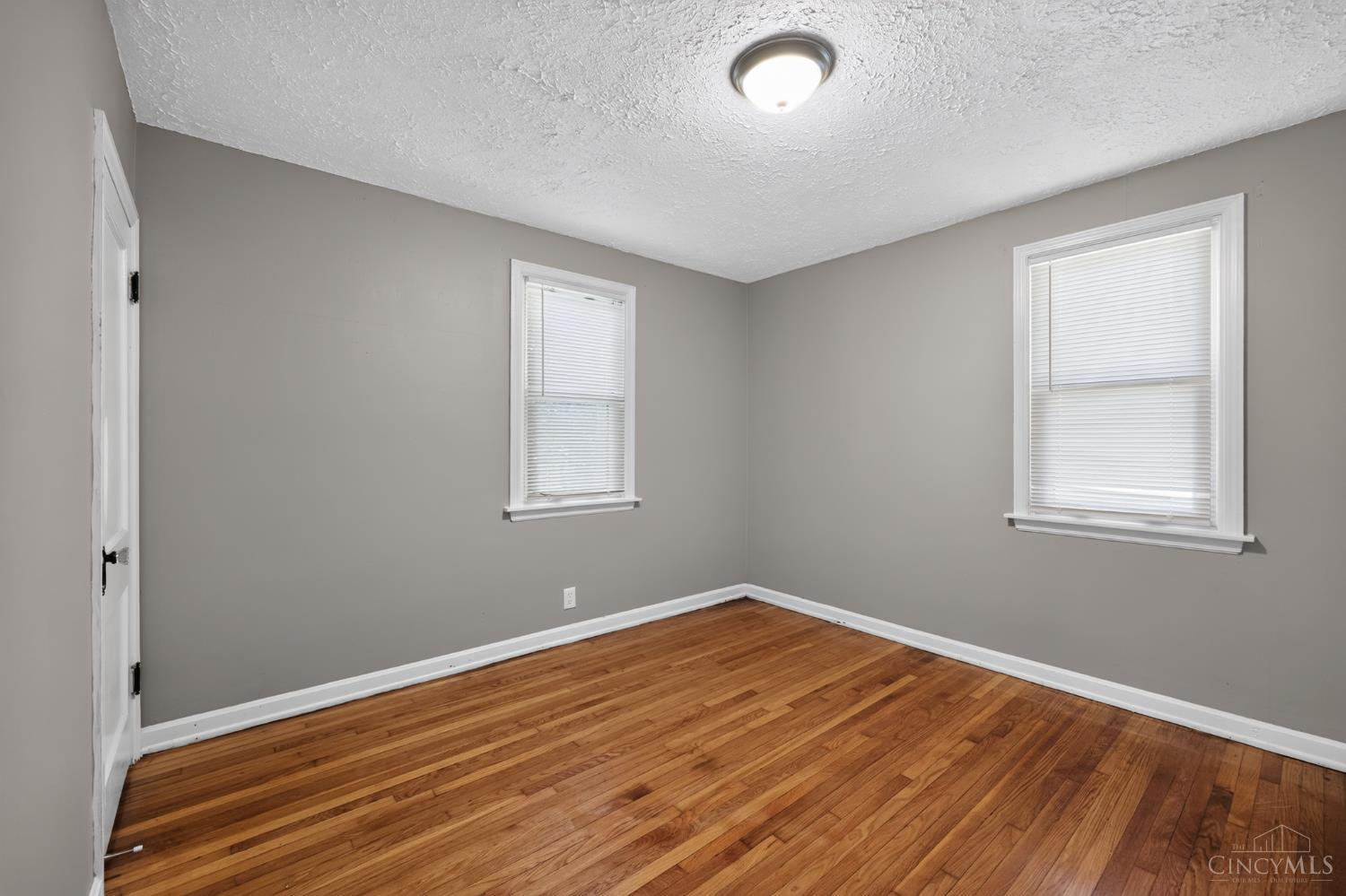 4312 Kugler Mill Road Cincinnati, OH 45236 - Photo 20 of 30