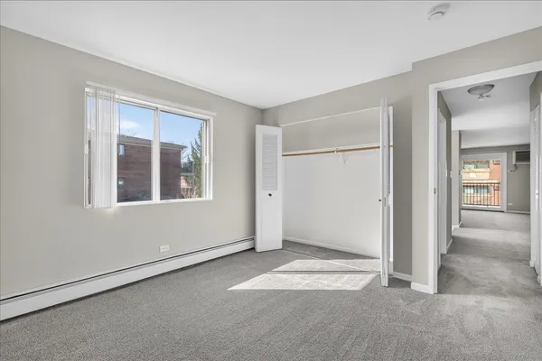 $1,695 | 604 65th Street, Unit 4, Westmont, IL 60559