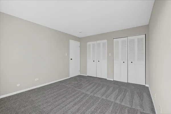 $1,695 | 604 65th Street, Unit 4, Westmont, IL 60559