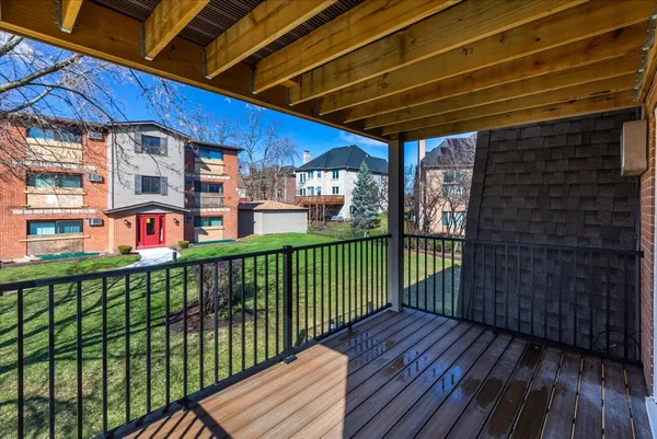 $1,695 | 604 65th Street, Unit 4, Westmont, IL 60559
