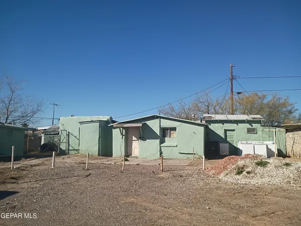 a view of a house with a outdoor space