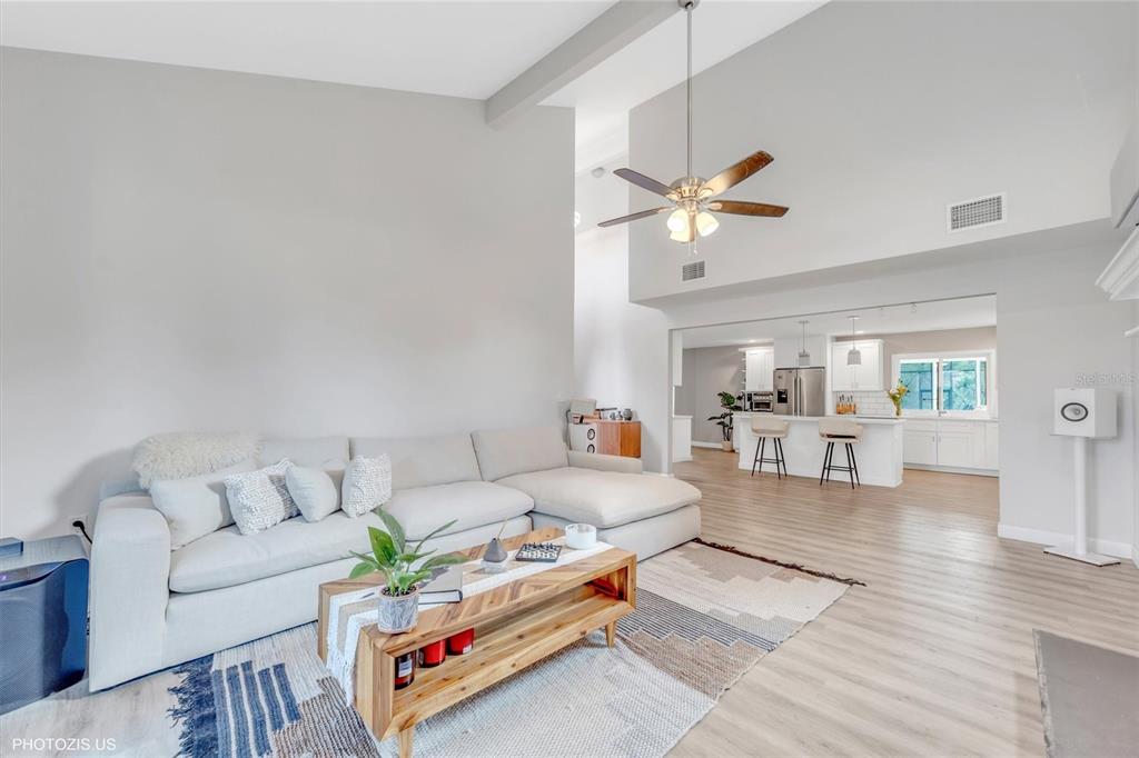 3304 Moran Road Tampa, FL 33618 - Photo 14 of 70