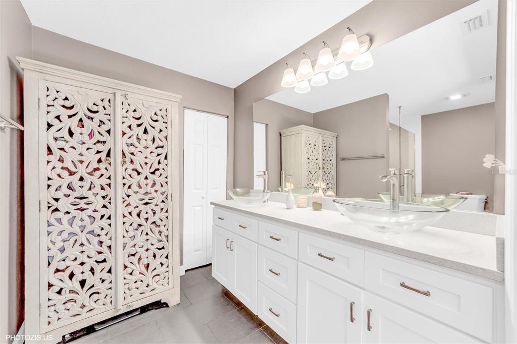 3304 Moran Road Tampa, FL 33618 - Photo 41 of 70