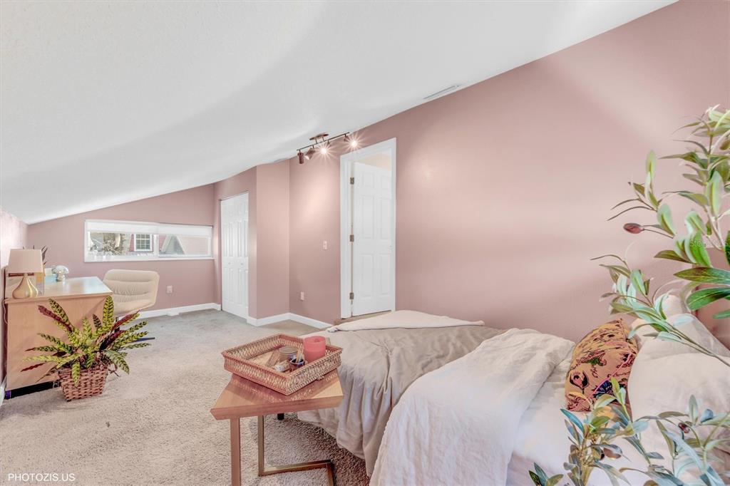 3304 Moran Road Tampa, FL 33618 - Photo 42 of 70