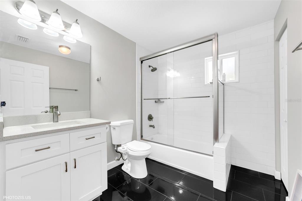 3304 Moran Road Tampa, FL 33618 - Photo 46 of 70