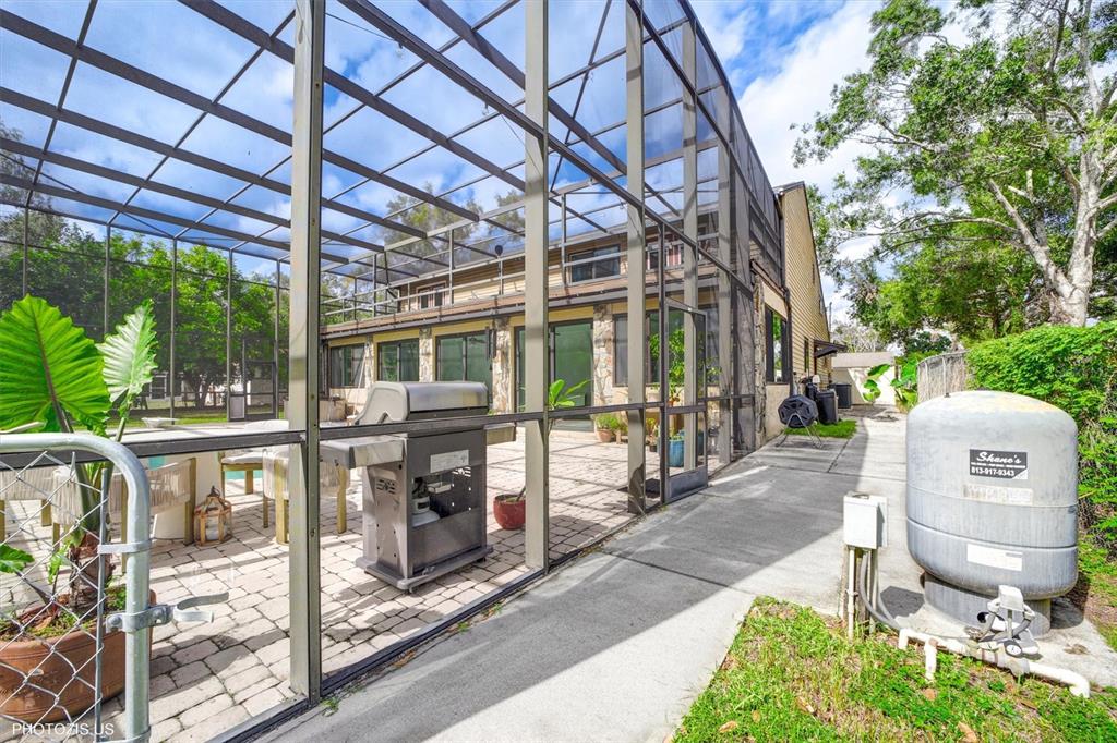 3304 Moran Road Tampa, FL 33618 - Photo 59 of 70