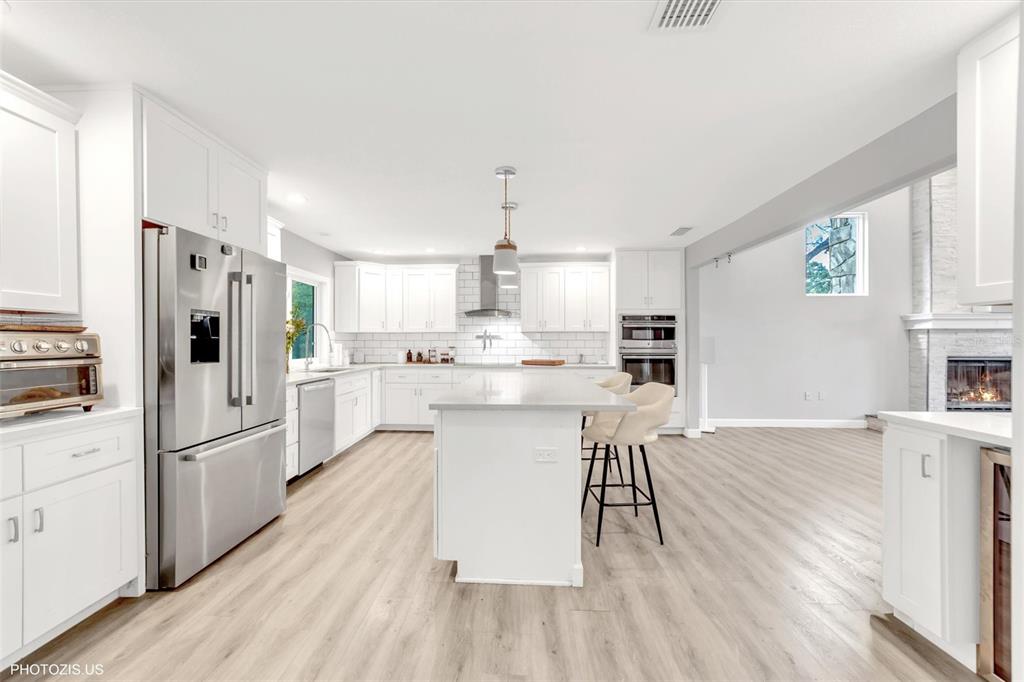 3304 Moran Road Tampa, FL 33618 - Photo 8 of 70