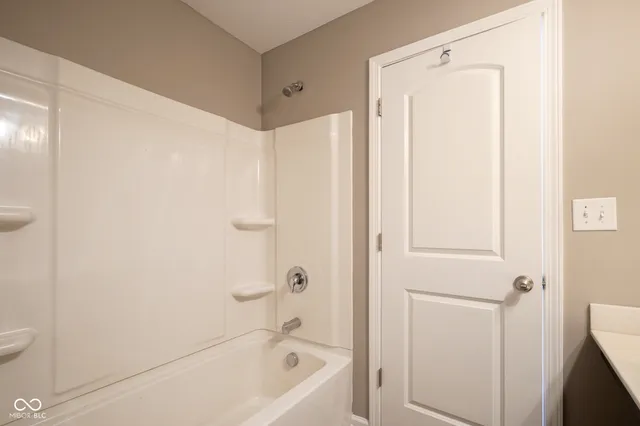 $2,250 | 5764 Bluff View Lane, Whitestown, IN 46075