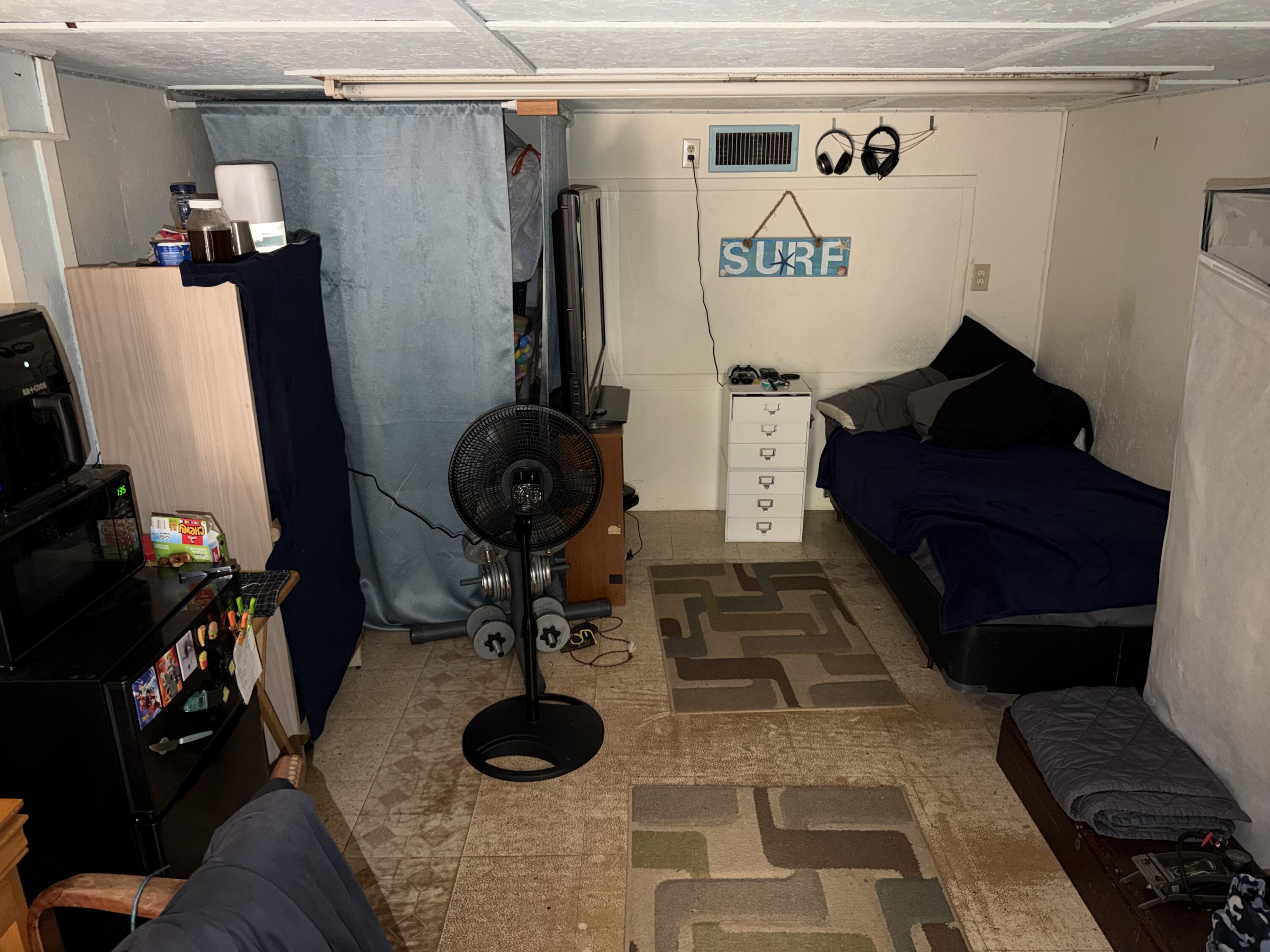 5875 Oak Hill Road Crestview, FL 32536 - Photo 36 of 43 a bathroom with a sink and a mirror