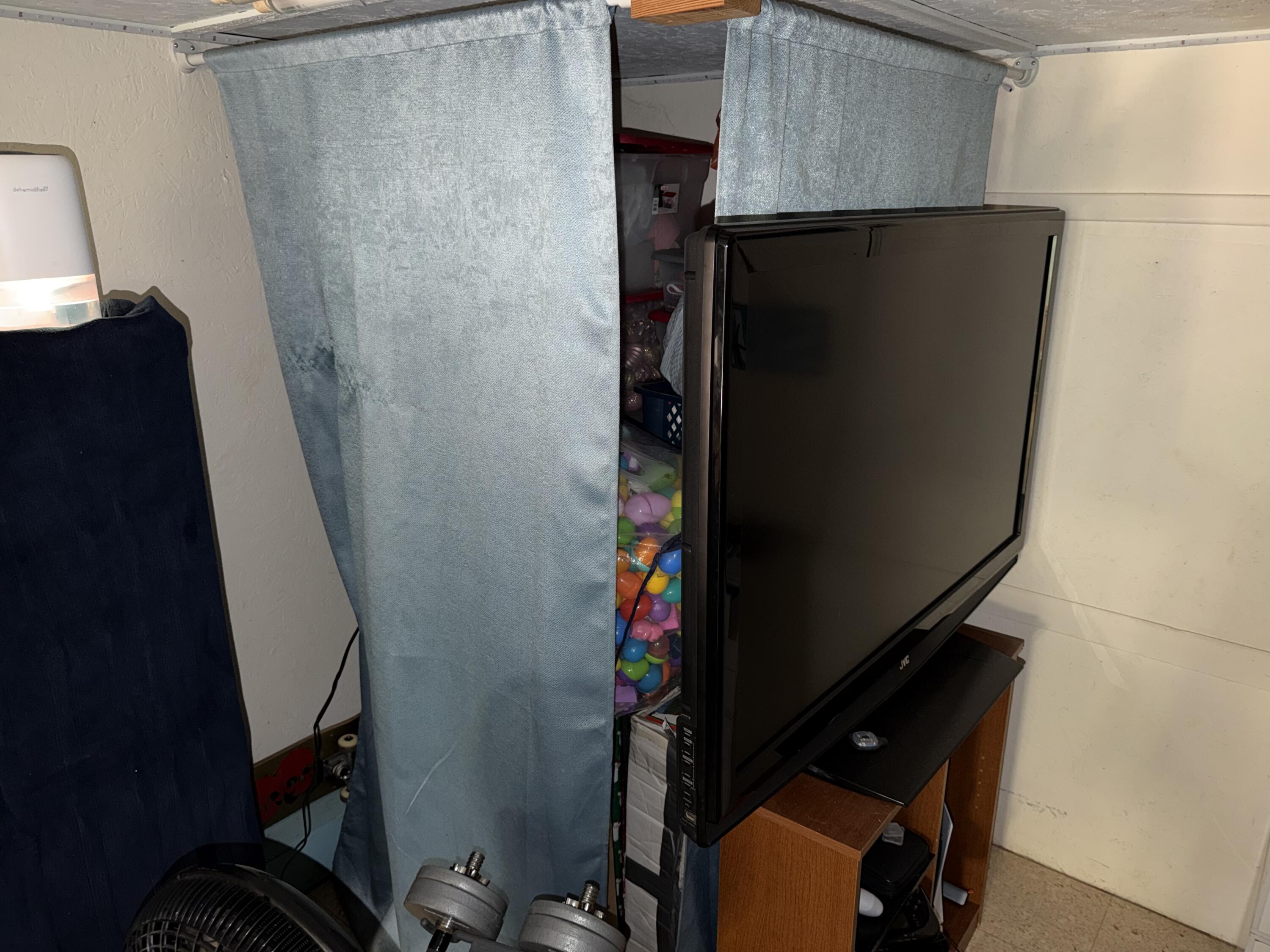 5875 Oak Hill Road Crestview, FL 32536 - Photo 38 of 43 a view of water heater room