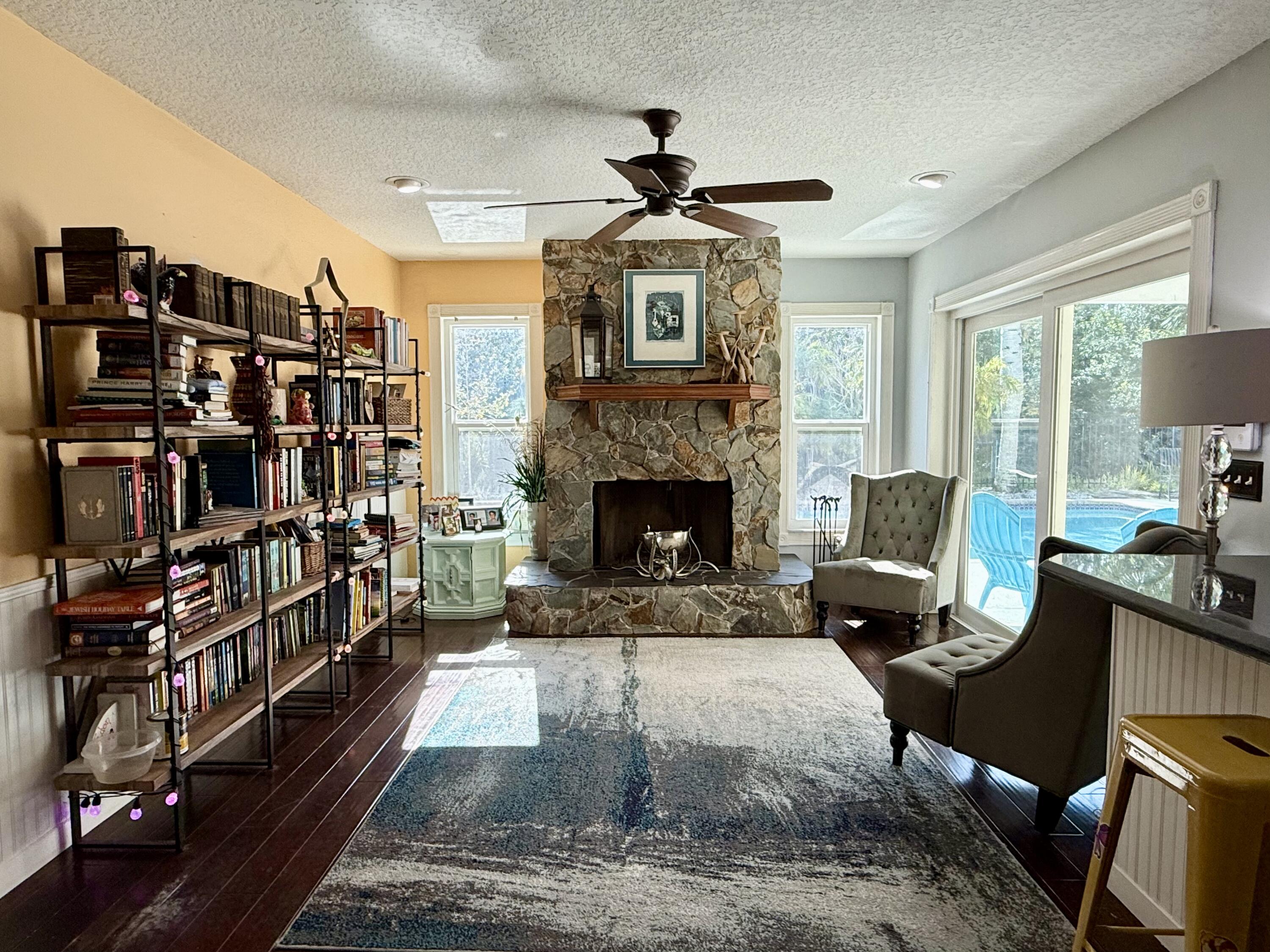17375 173rd Road North Jupiter, FL 33478 - Photo 16 of 77 FAMILY