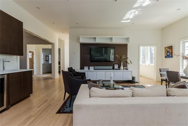 42 Walnut Hill Road Brookline, MA 02467 - Photo 8 of 30 Gallery Image 8