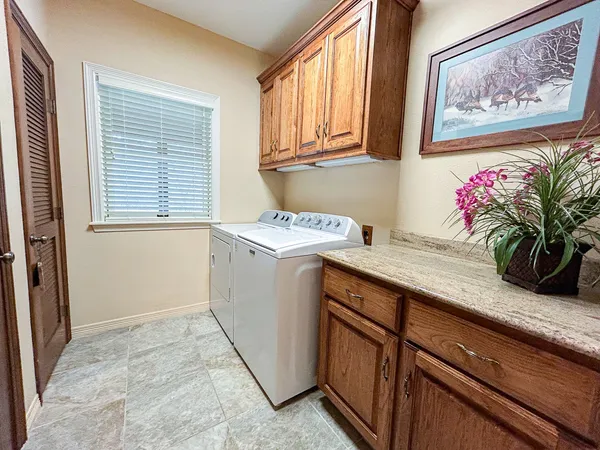 $775,000 | 5259 Farm To Market 946, Coldspring, TX 77331